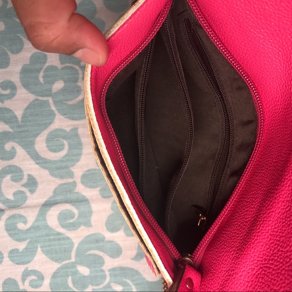 Women’s Pink Spiked Purse - Picture 4 of 6